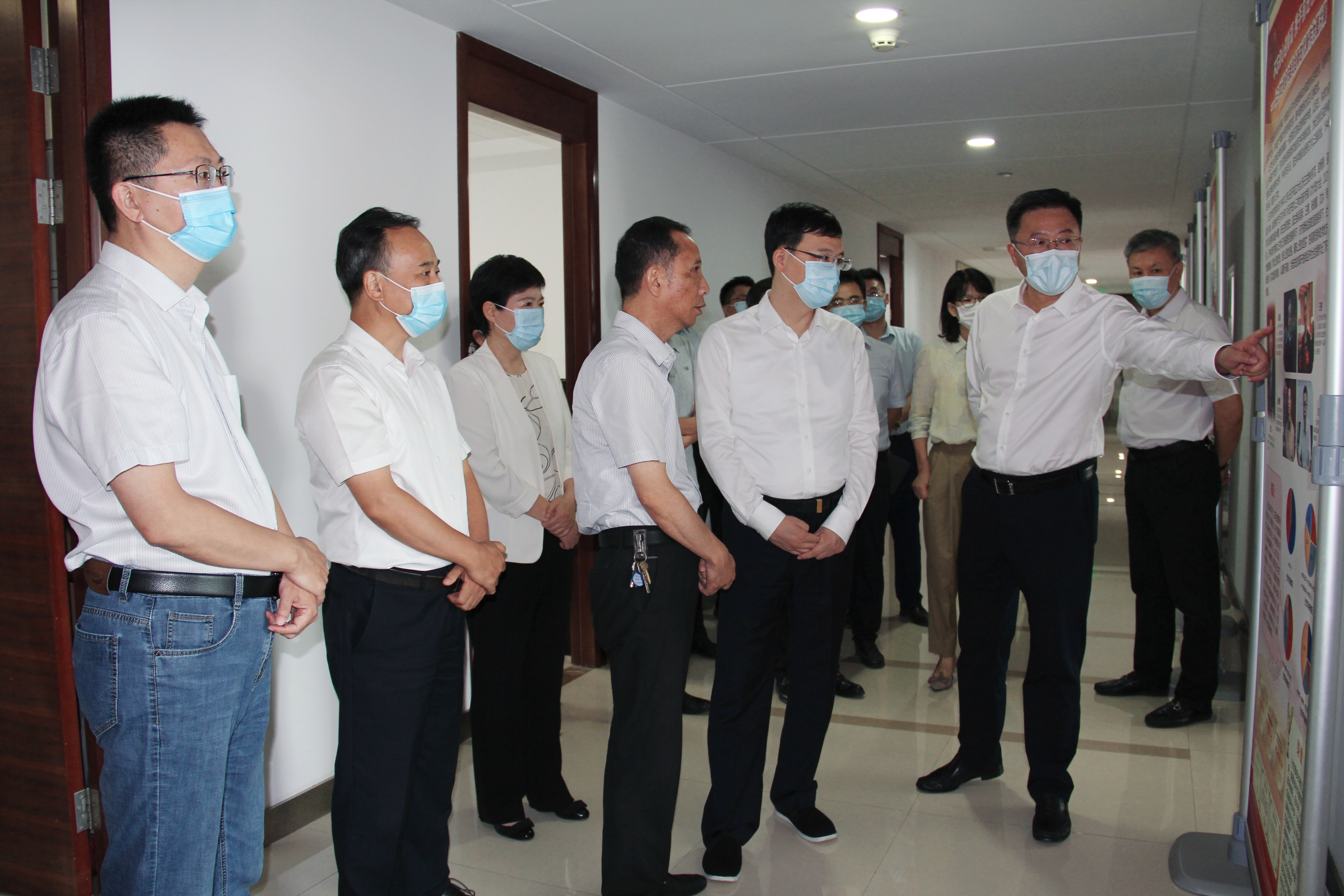 中共淮安市委陈之常书记走访365骑士版app下载_365审核要多久_365 体育投注淮安市委机关