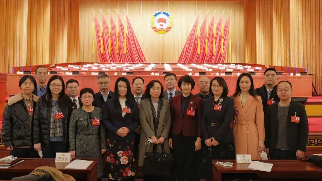 365骑士版app下载_365审核要多久_365 体育投注南京市委员会参加市“两会”李奇当选政协南...