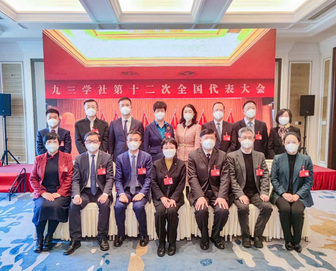 微信图片_20230207014024.jpg 微信图片_20230207014024.jpg